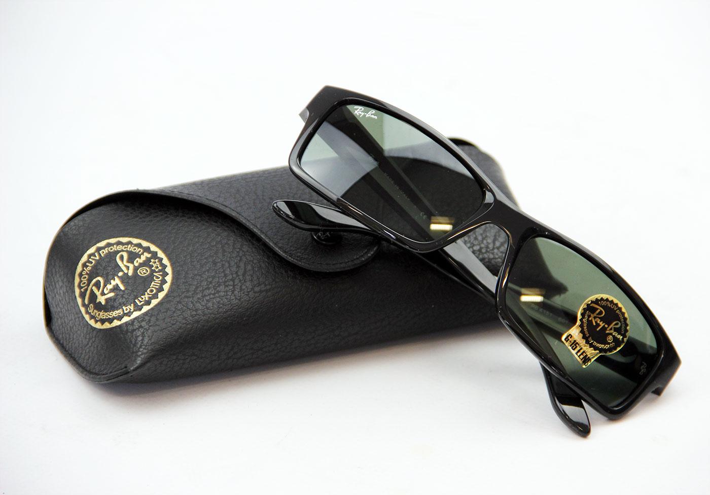 Ray Ban Retro Mod Widescreen Wayfarer Sunglasses In Black