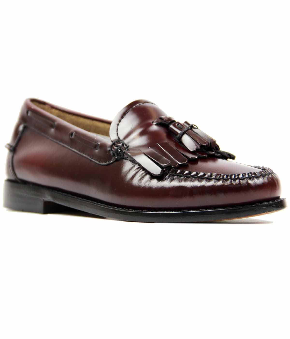 BASS WEEJUNS Esther Retro Mod 60s Kilted Loafer in Wine