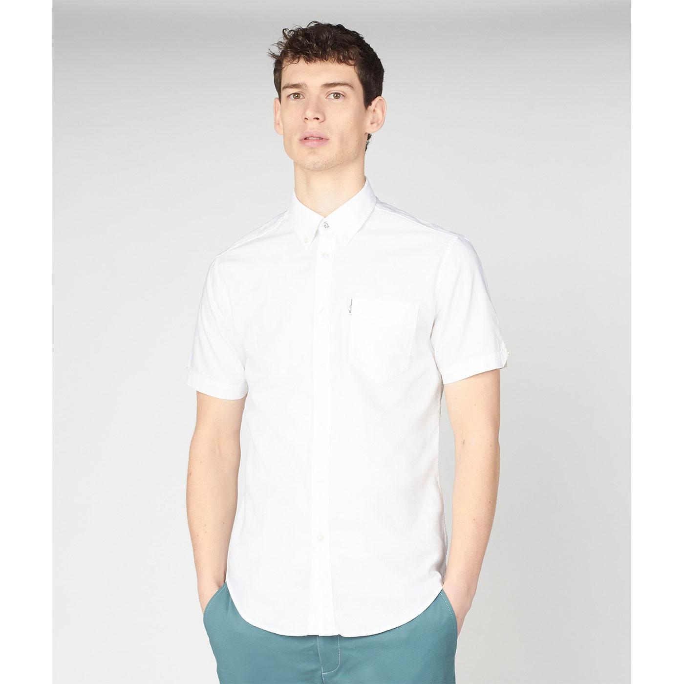 BEN SHERMAN Retro Short Sleeve Oxford Shirt in White