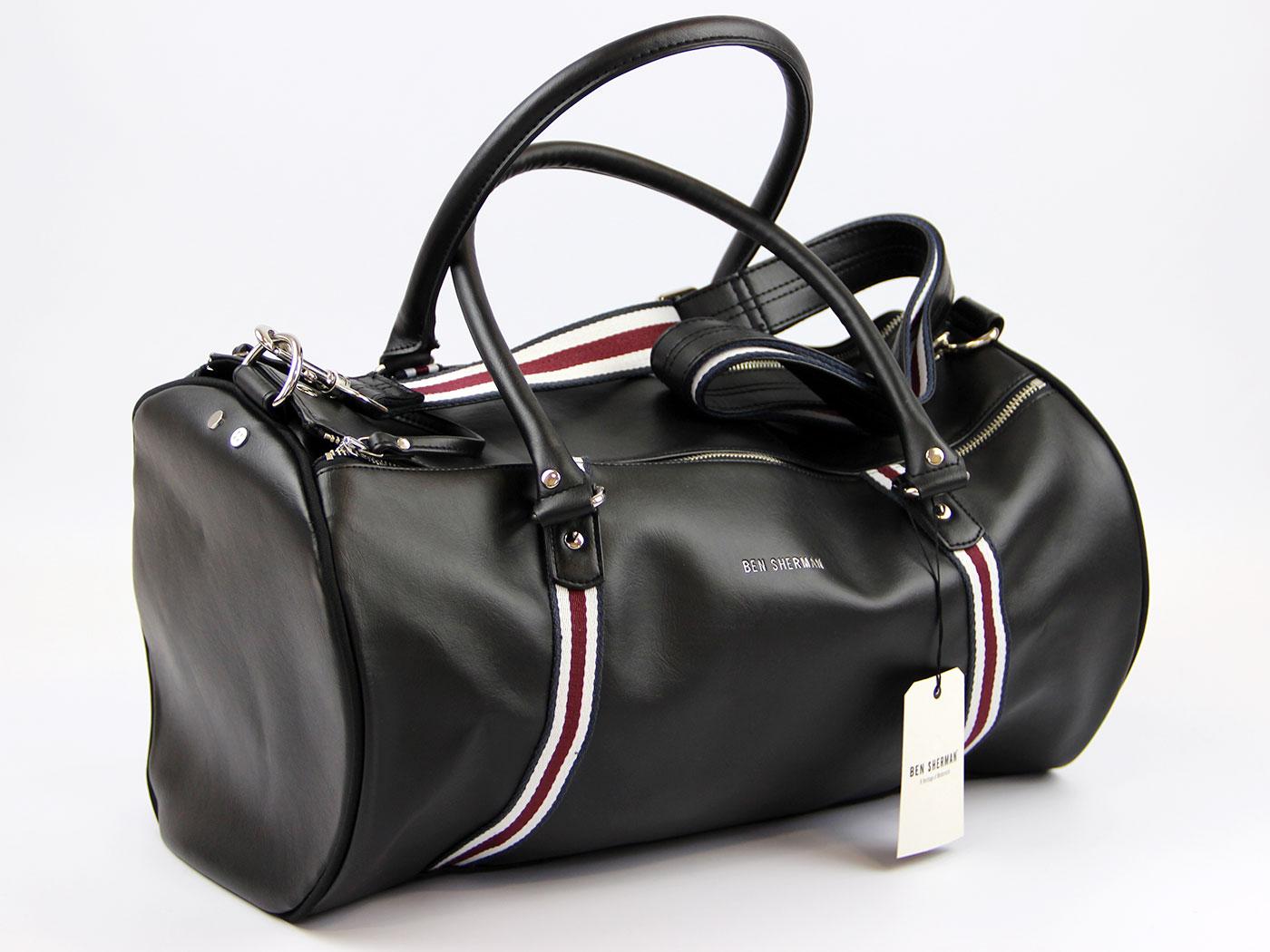 barrel holdall bag