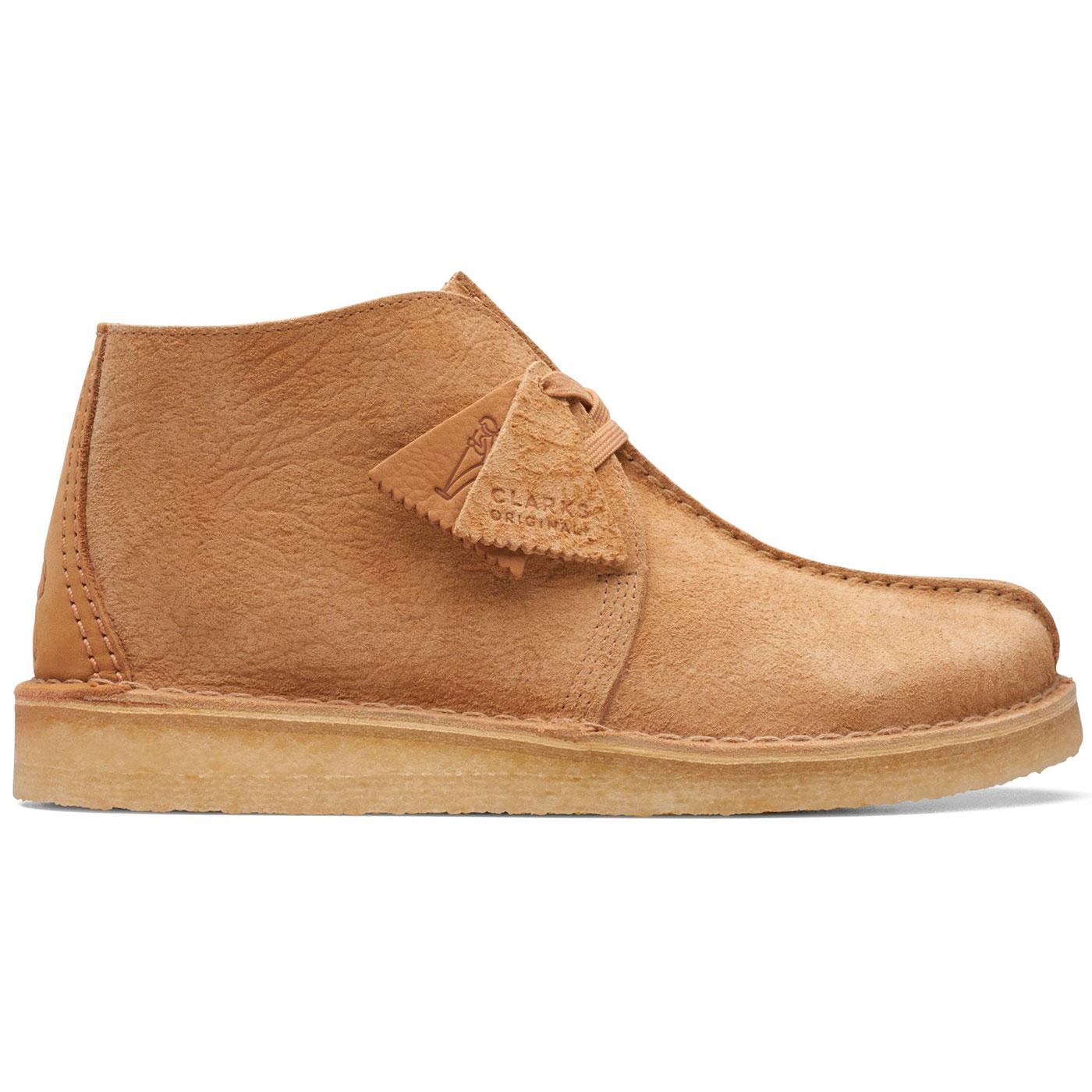 Clarks trek hot sale heights