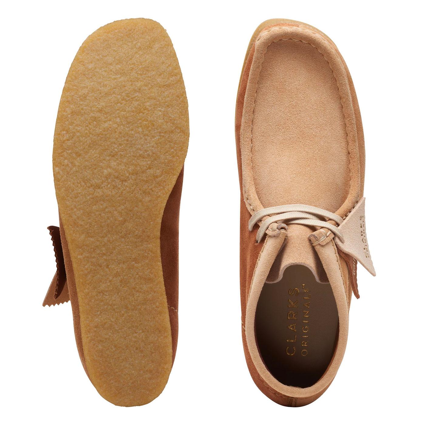 Tan on sale suede clarks