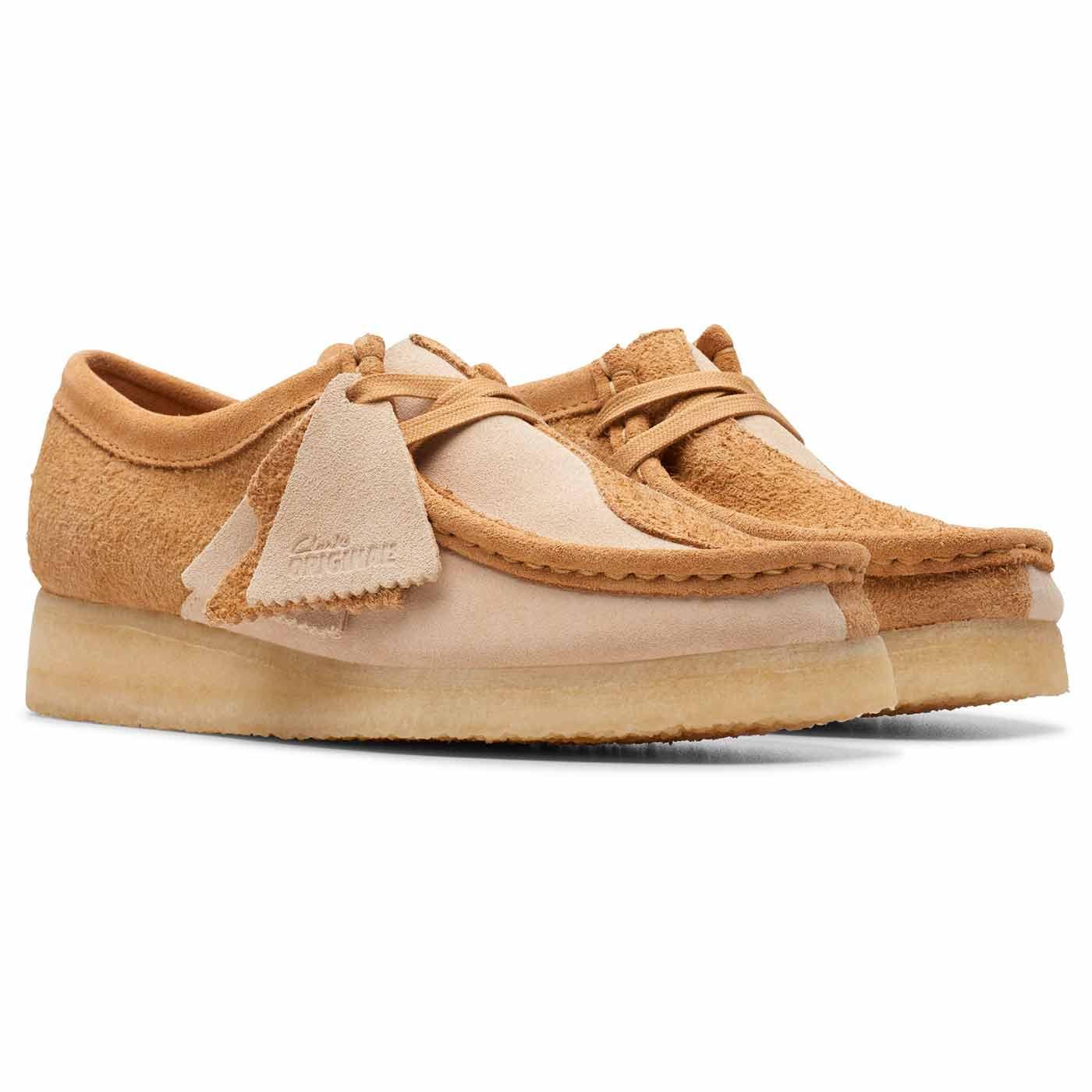 Brown suede hot sale wallabee clarks