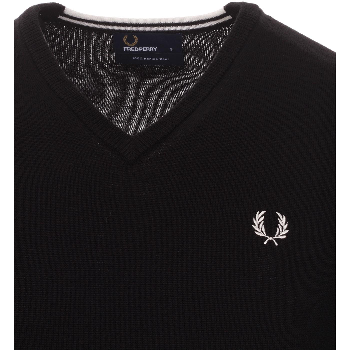 Fred perry merino shop wool v neck jumper