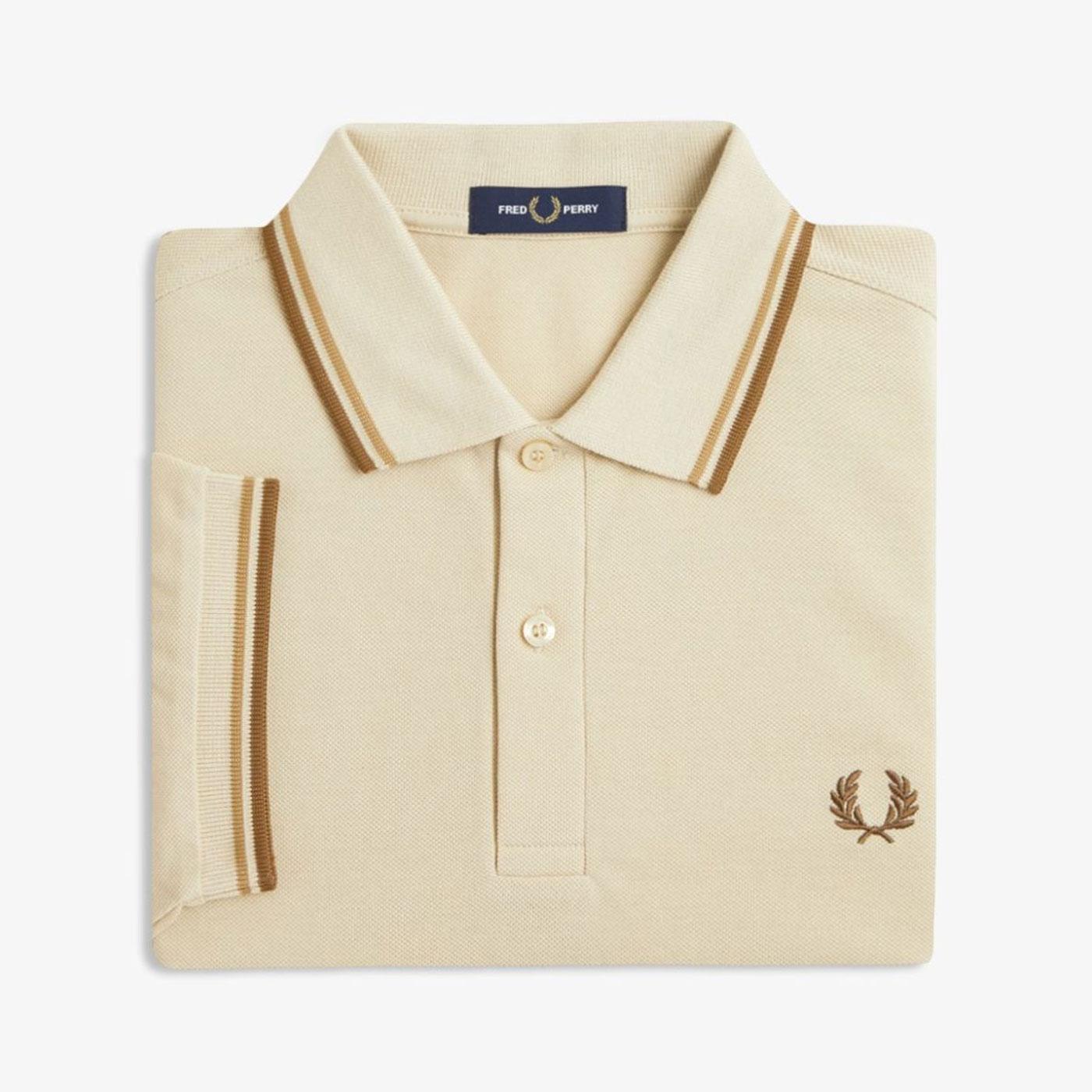 The Fred Perry Shirt - M3600 オートミール M3600 - Oatmeal / Champion's Gold / Shaded Stone | The Fred