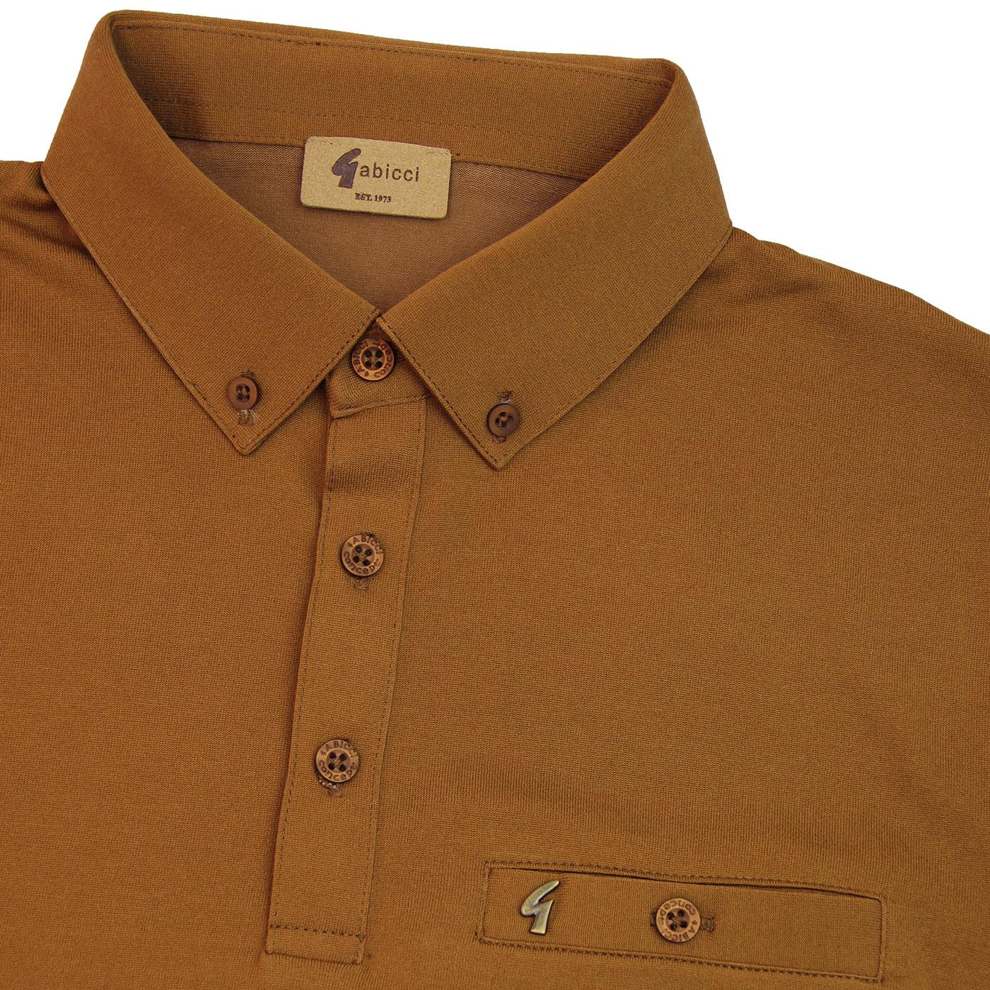 GABICCI VINTAGE Ladro 60s Mod Button Down Polo in Toffee
