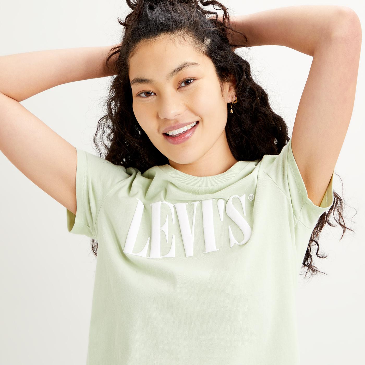 LEVI'S Perfect Serif Logo Women's Retro Tee in Bok Choy