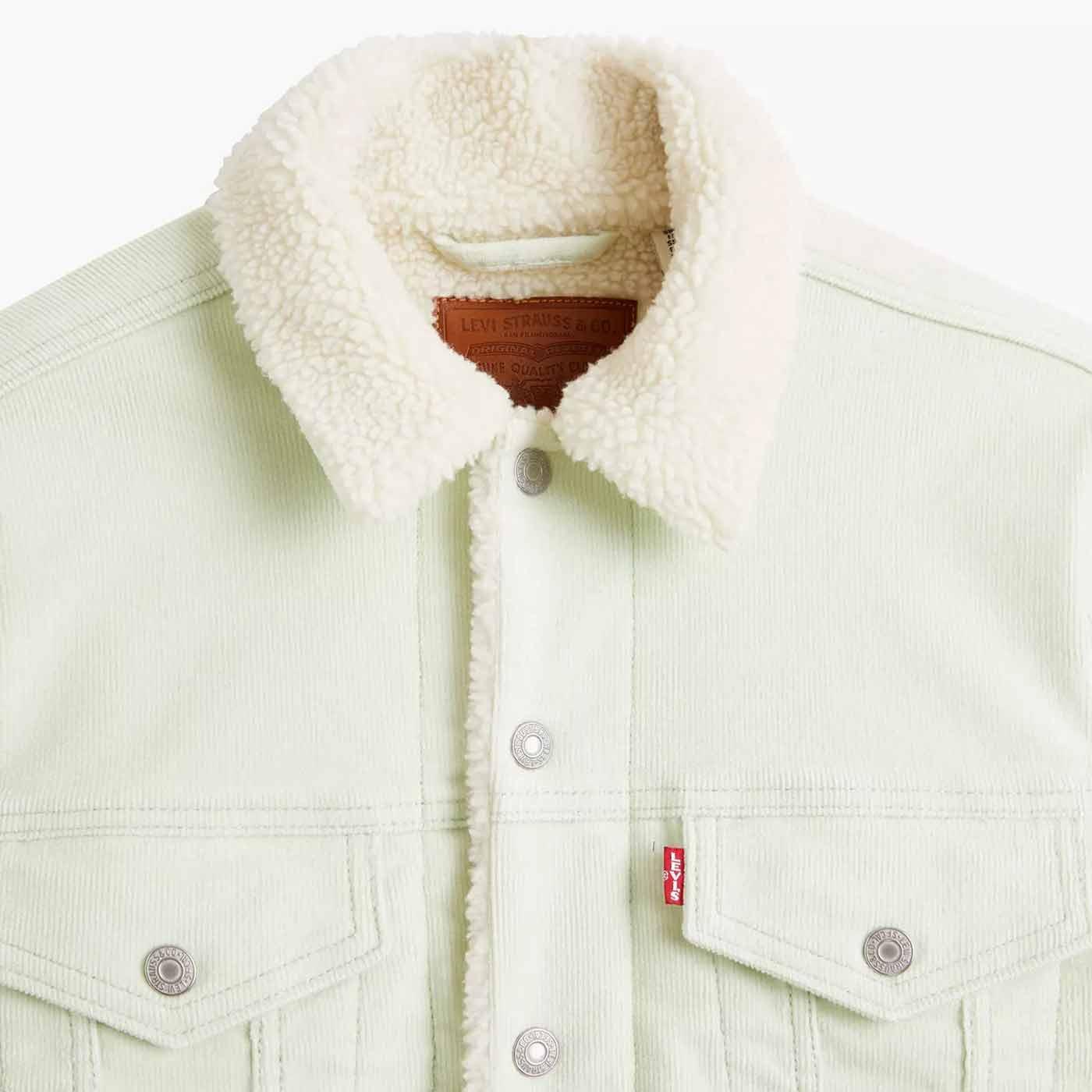 LEVI'S® Women's Retro EXBF Sherpa Trucker in Meadow Mist