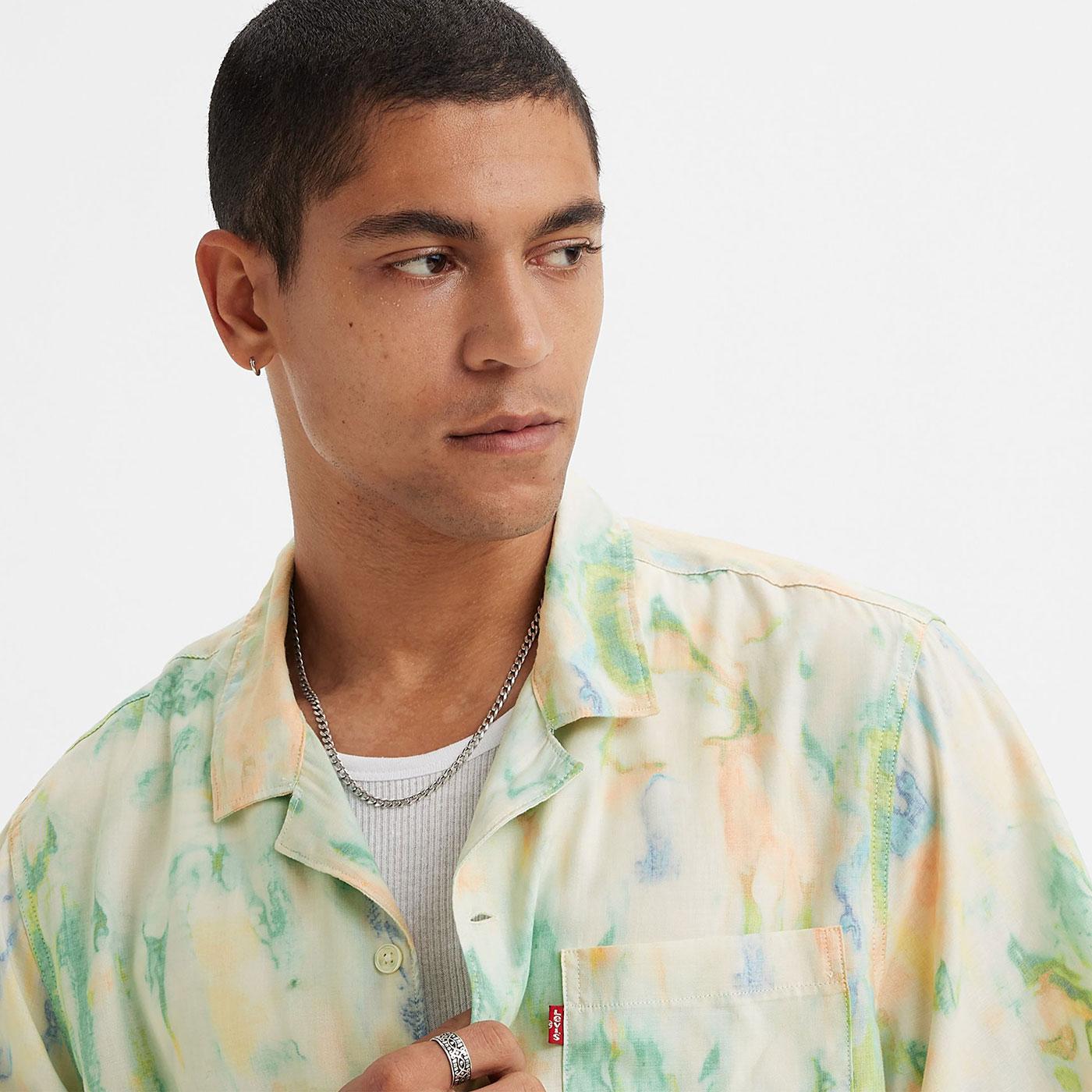 LEVI'S® Retro 1950s Sunset Camp Collar Shirt in Icelandic Poppy