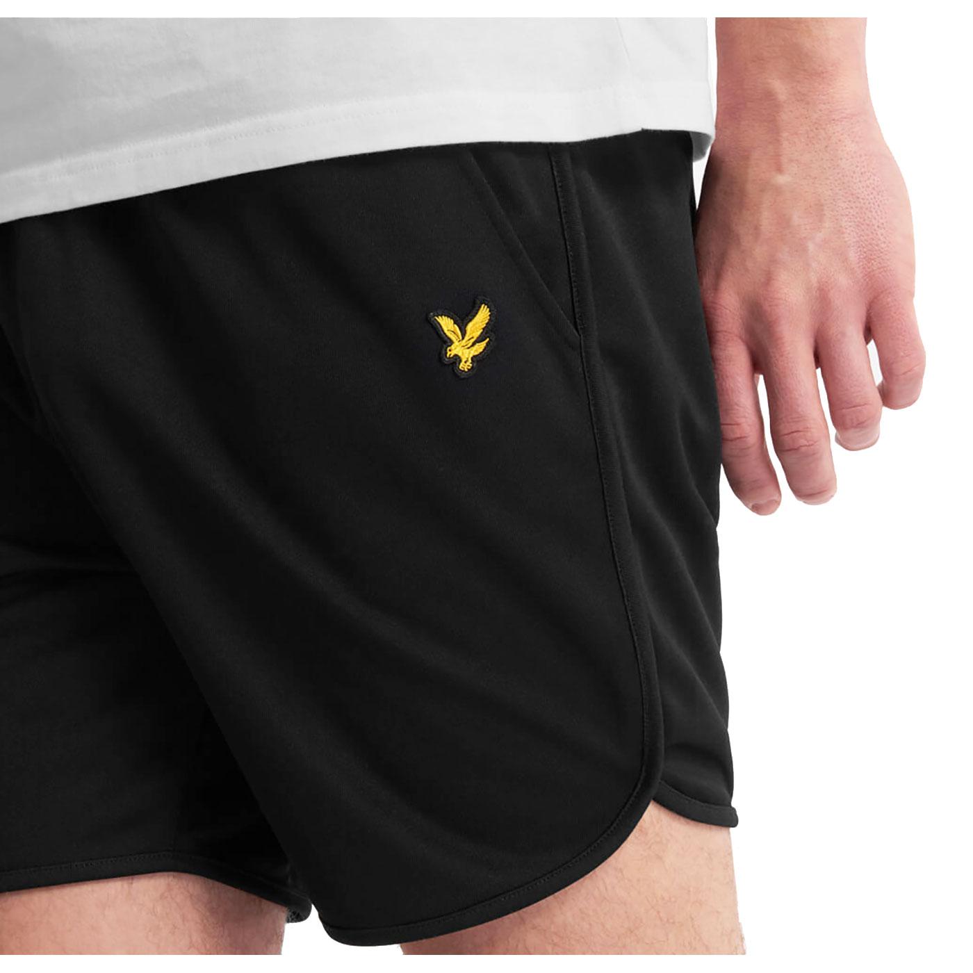 LYLE & SCOTT Men's Retro Football Shorts in Black