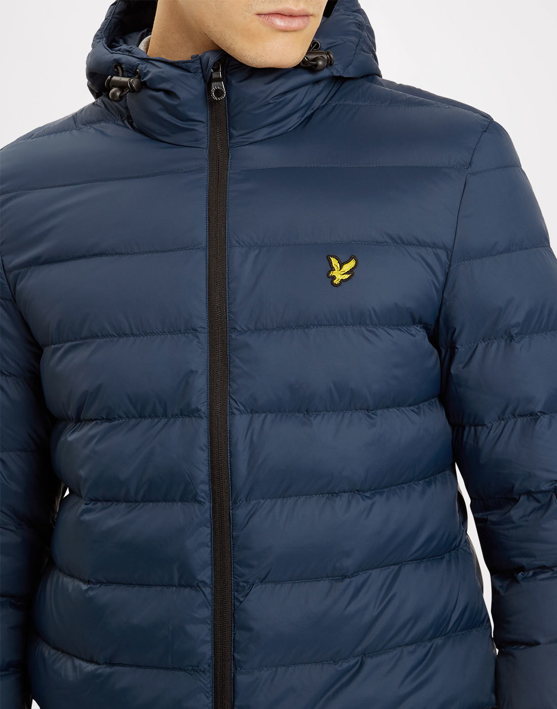 LYLE & SCOTT Men's Retro 1980s Lightweight Puffer Jacket in Navy