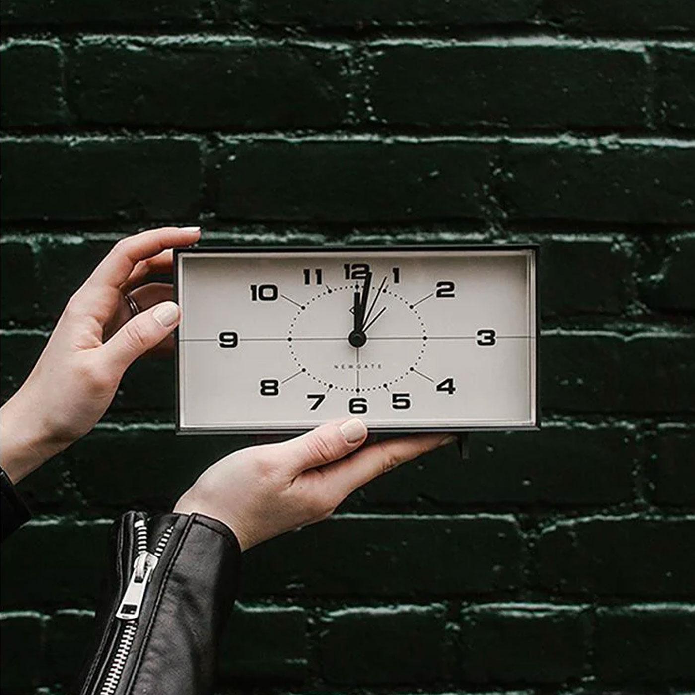 NEWGATE CLOCKS Wideboy Retro 50s Alarm Clock in White