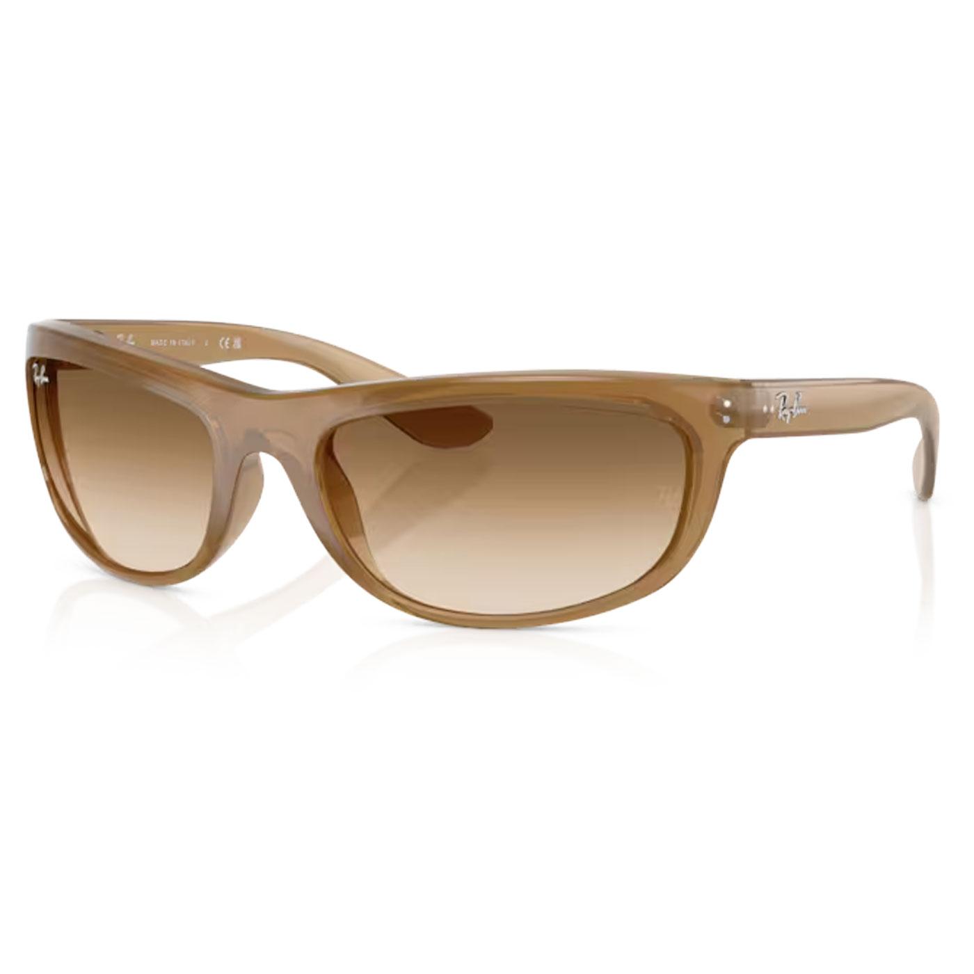 Balorama RAY-BAN Wrap Round Retro Sunglasses (OLB)