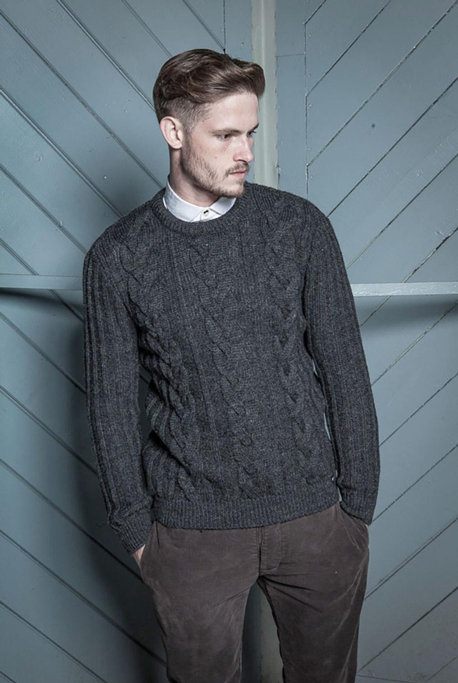 REALM & EMPIRE Retro Cable Knit Made in England Jumper Charcoal