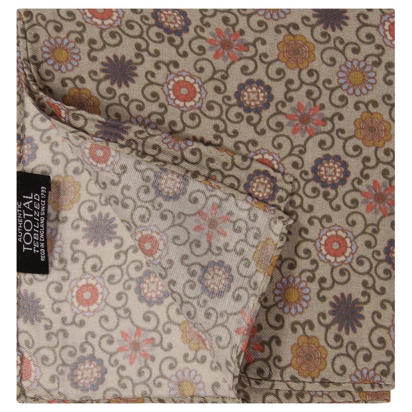 TOOTAL Daisy Chain Retro Floral Pocket Square