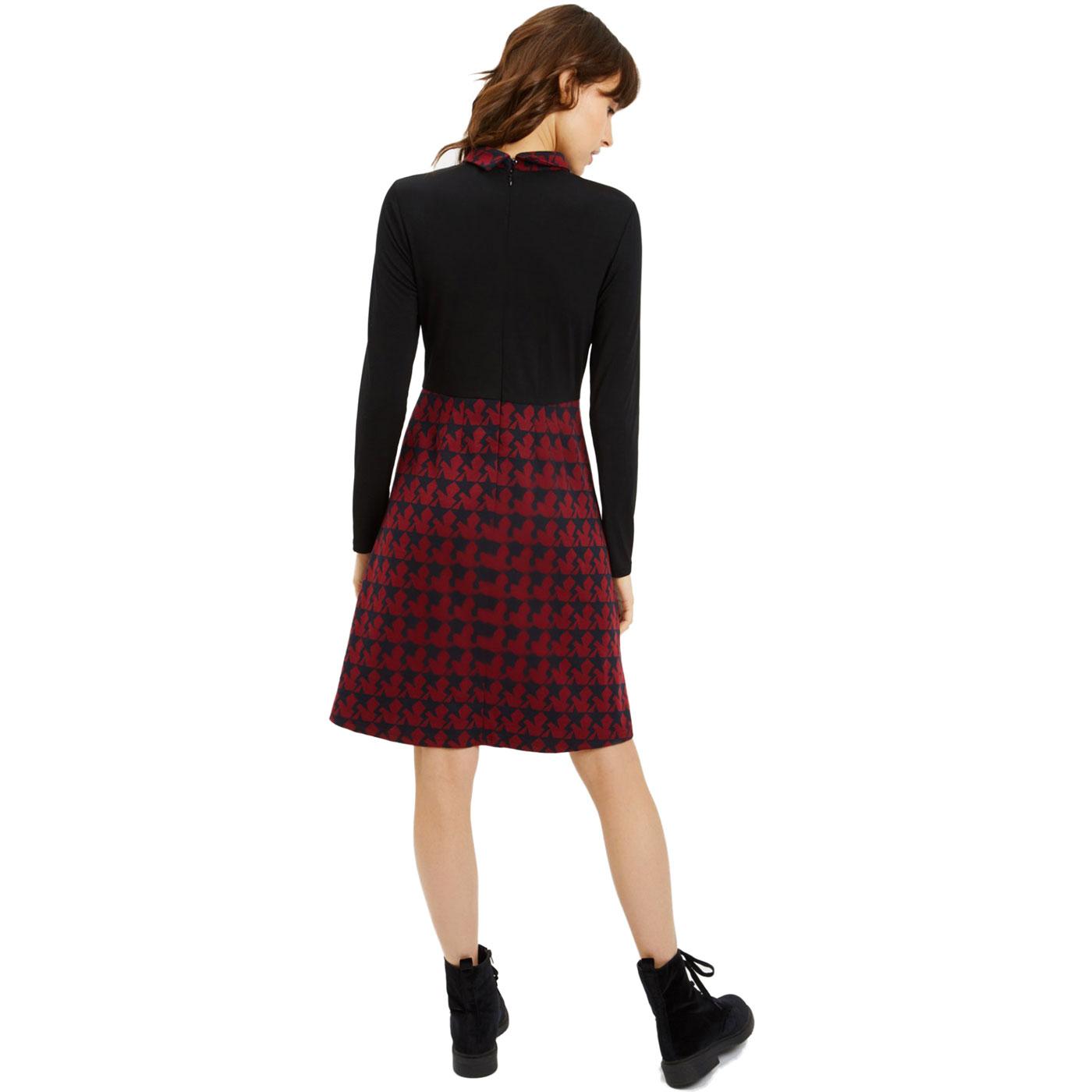 TRAFFIC PEOPLE Top 'n' Tail Retro Star Mod Dress in Wine