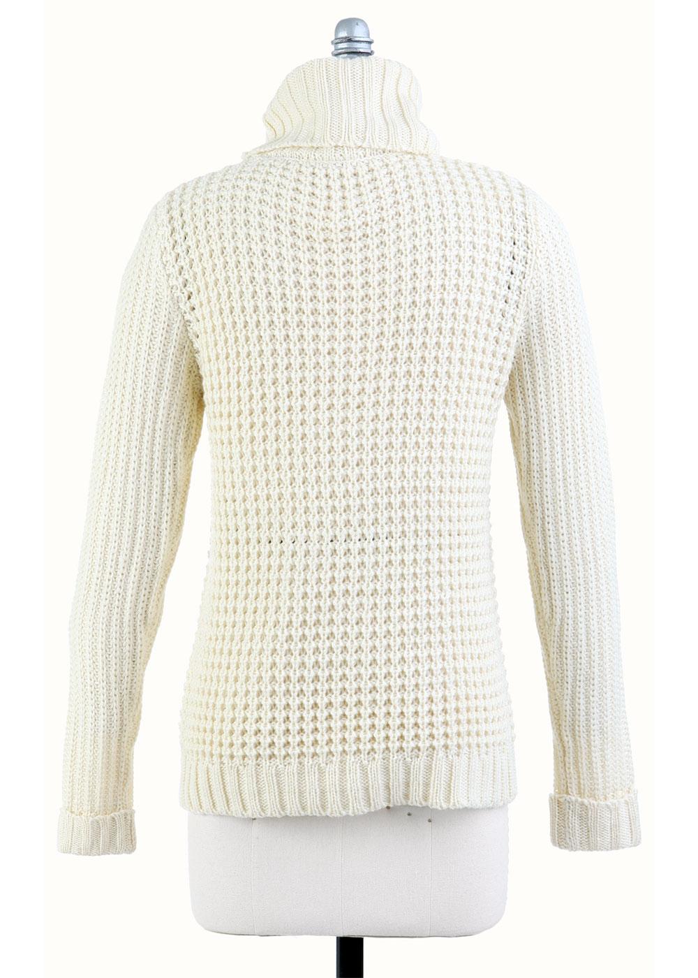 Tulle Womens Retro 60s Chunk Roll Neck Jumper in Cream