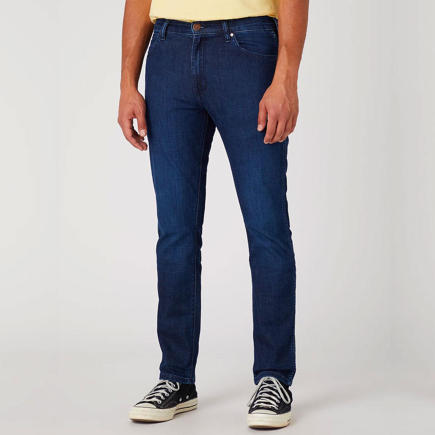 Larston Wrangler retro 812 Slim Taper Denim Jeans in Soft Rock