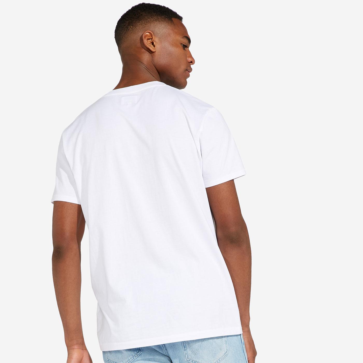 WRANGLER Men's Retro Rainbow Chest Logo T-Shirt in White