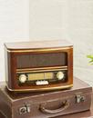 GPO Retro Winchester Vintage Wooden AM/FM Radio