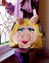 Hiii-Yaaa IRREGULAR CHOICE MUPPETS Miss Piggy Bag