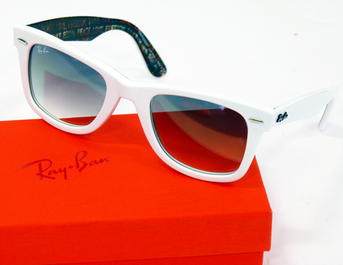 Peace Love Ray-Ban Retro Mod Wayfarer Sunglasses W