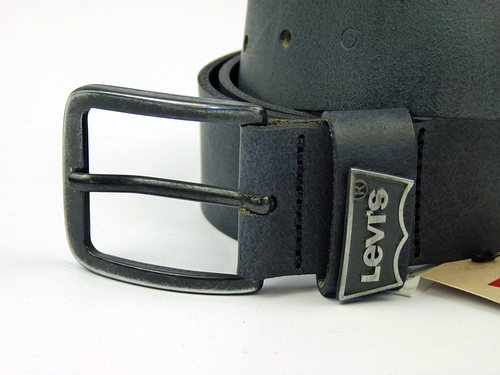 LEVI'S® Retro Mod Leather Belt with Batwing Keeper