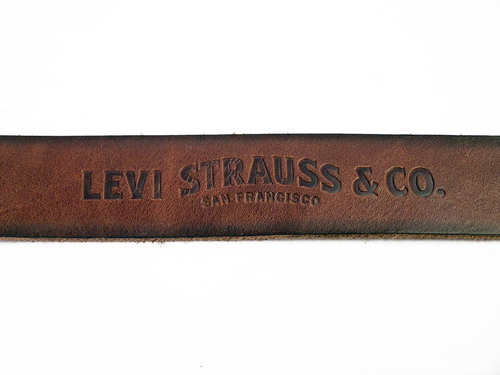 LEVI'S® Retro Indie Wide Double Sprong Logo Belt