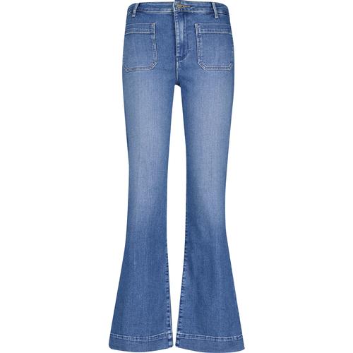 Wrangler Jeans for Women: Denim Jeans, Jackets, T-Shirts & Dresses